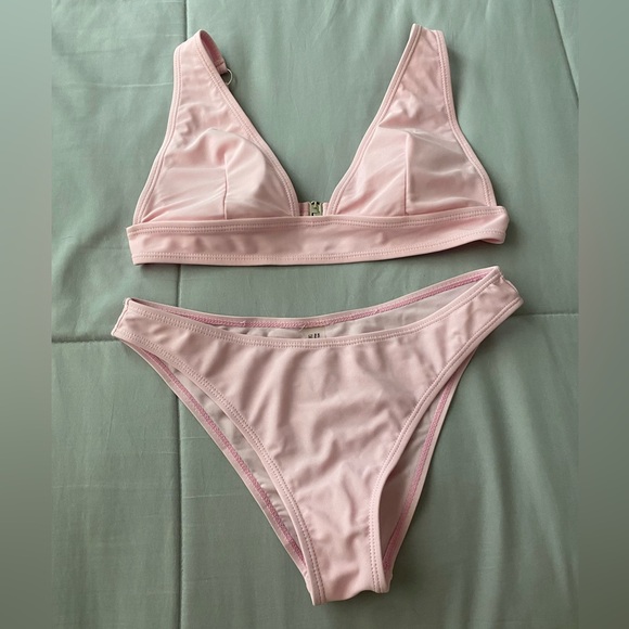 Baby Pink Bikini Set - Picture 2 of 5